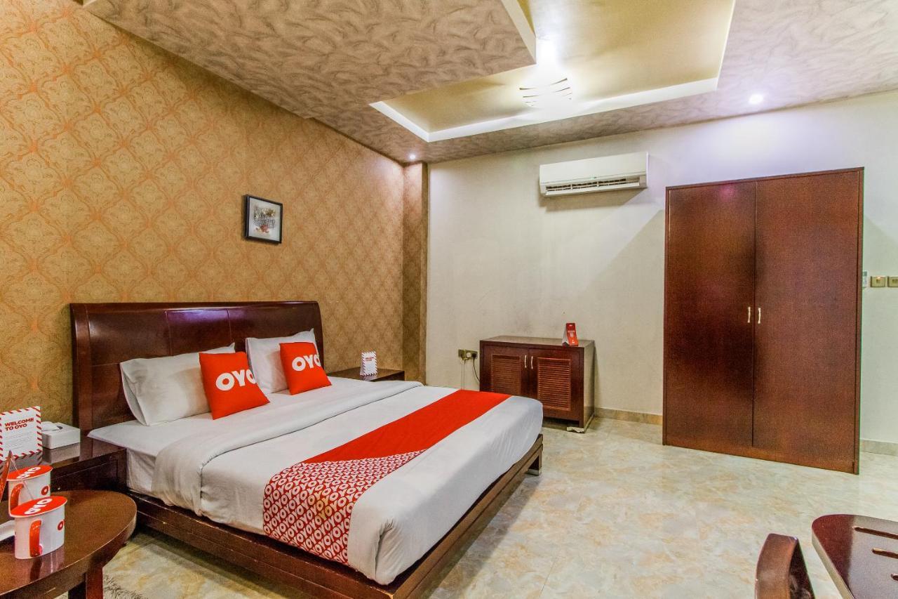 OYO 109 Al Thabit Modern Hotel Apartment Ḩayl Āl ‘Umayr Exterior foto